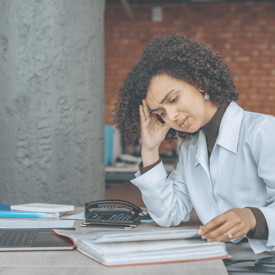 Témoignage poignant d'une survie face au burn out professionnel. Comment surmonter la dépression au travail pour renaître plus forte.