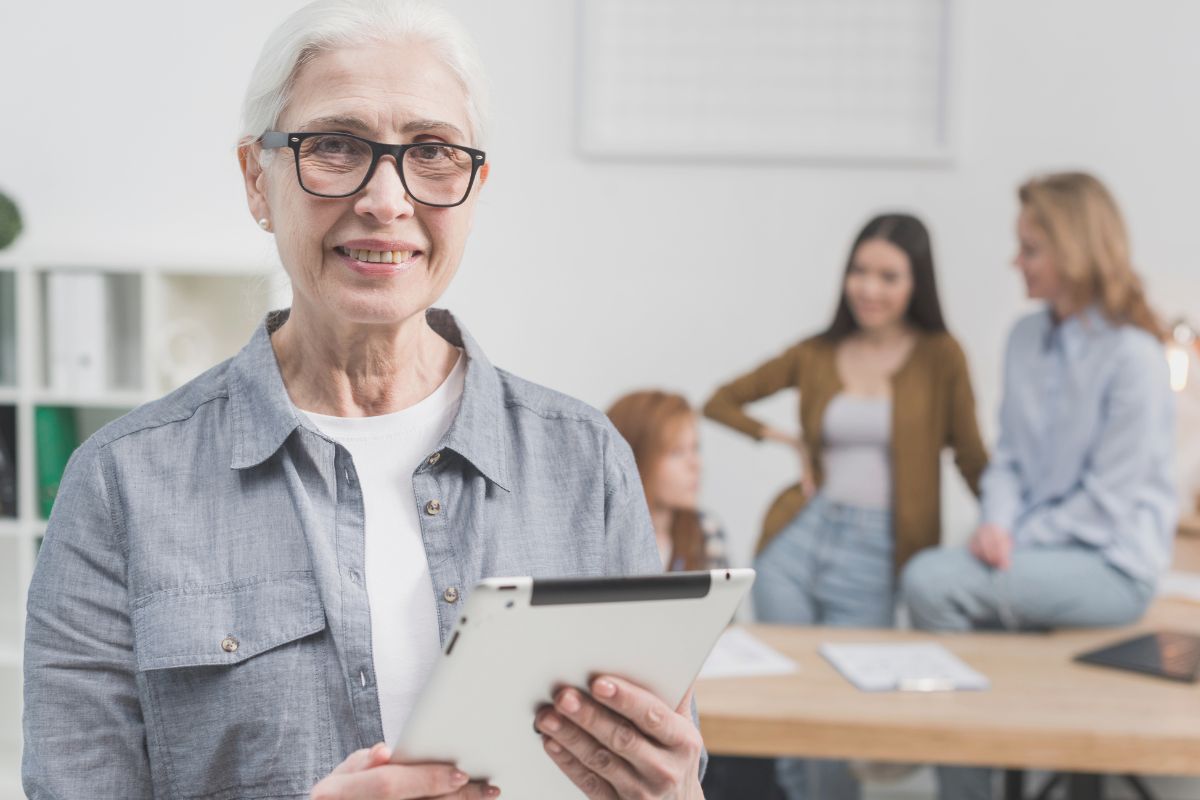 Découvrez la réponse de Charlotte C. à Céline femme hors norme, le mentor qui a profondément influencé sa vie professionnelle et personnelle.